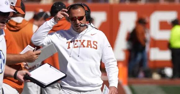 Brian Kelly blames Steve Sarkisian for Arch Manning struggles: ‘It's on the play caller’