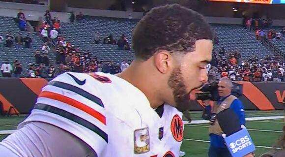 Why Would You Ask That?” – Angry NFL Fans Want Reporter Fired Over Awkward Question About Caleb Williams After Bears' Win vs. Bengals [VIDEO] - NewsBreak