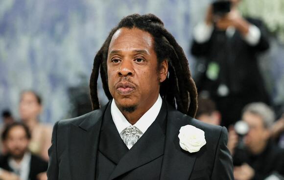 Jay-Z brings out Too Short, Snoop Dogg, Dr. Dre for Los Angeles finale