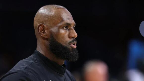 ‘Playing Childish Games’: Ex-ESPN Host Calls Out LeBron James For Disrespecting National Anthem During NBA Season Opener