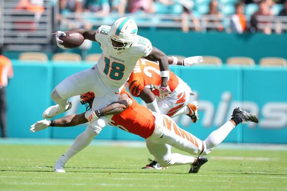 Dolphins rookie Caleb Douglas catches first two touchdowns in win