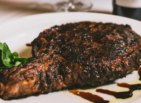 5 Steakhouse Chains With the Best Ribeye and Steak Fries, According to ...