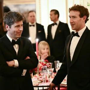 ‘This Is Huge, ' Economist Says as Filing Shows Zuckerberg Getting Ready to Pay California Billionaire Tax