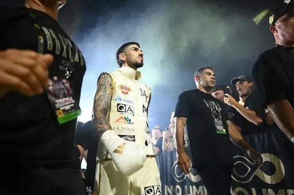 Free agent Michael Zerafa nearing catchweight date with Chris Eubank ...