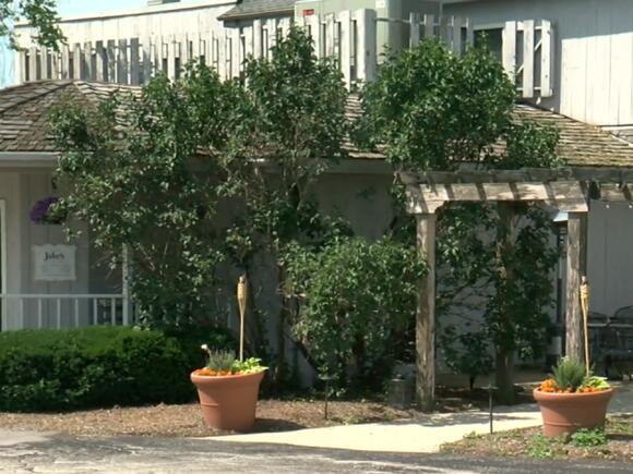 Jake's Restaurant in Brookfield faces foreclosure sale - NewsBreak