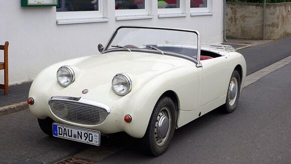 7 British roadsters that still define fun - NewsBreak
