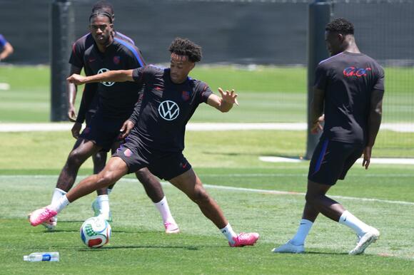 How to watch USA vs Mexico: International soccer friendly live stream ...