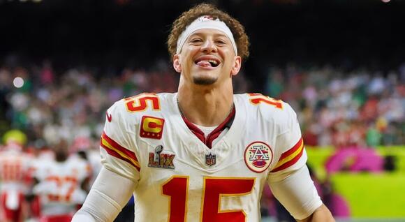 Patrick Mahomes' Mom Randi Mahomes Teases Major Announcement - NewsBreak