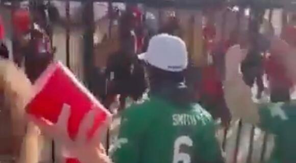 Disgusting Eagles Fans Were Throwing Beer Cans At 49ers Fans Outside  Lincoln Financial Field [VIDEO] - NewsBreak