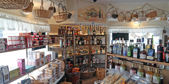 Rising tides no match for the power of Bay Head Cheese & Bottles ...