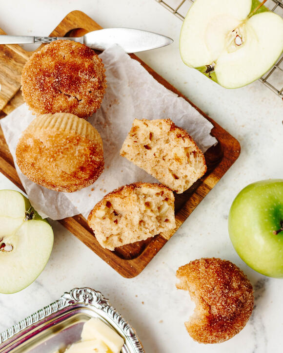 Snickerdoodle Apple Muffins: A Perfect Fall Treat with Cinnamon Sugar ...
