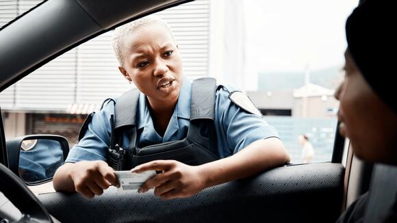 10 subtle questions police use to draw out extra information - NewsBreak