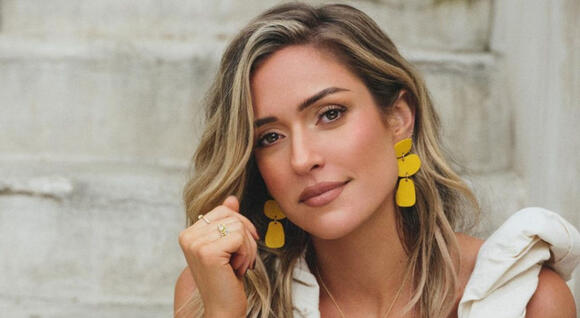 Jay Cutler's Ex-Wife Kristin Cavallari Spotted on Steamy Date with High-Profile NBA Head Coach - NewsBreak