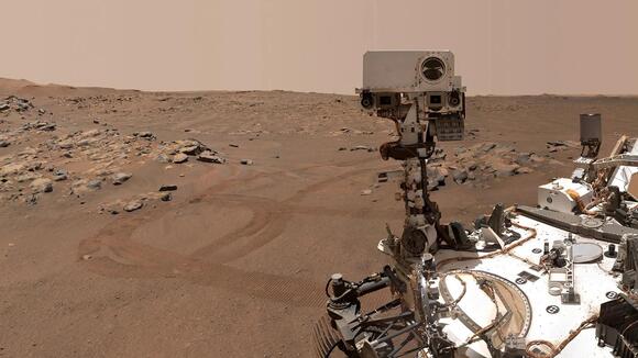 NASA's Perseverance rover captures stunning vista of Jezero Crater on ...