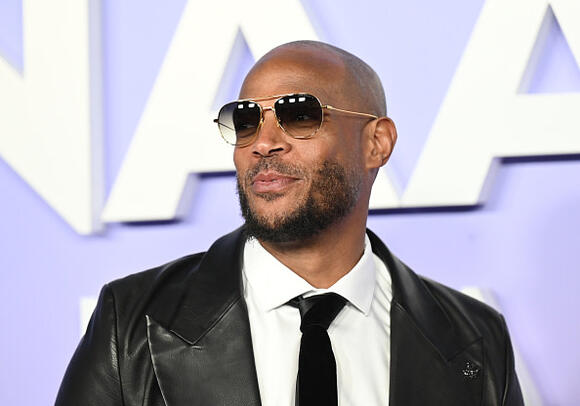 Marlon Wayans Tells Kai Cenat He Doesn't Care About Being Bald: 'I Got That Big D*ck Energy' - NewsBreak