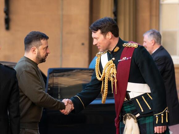 King’s ‘hot equerry’ Lieutenant Colonel Johnny Thompson announces his ...
