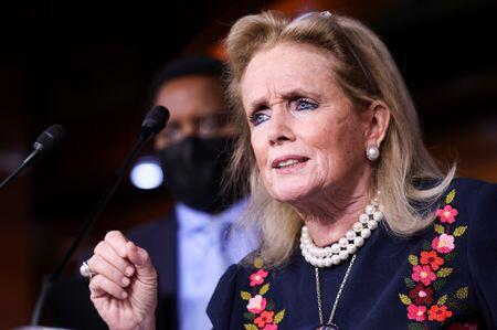 House lawmakers introducing bill to toughen US ban on Chinese vehicles ...