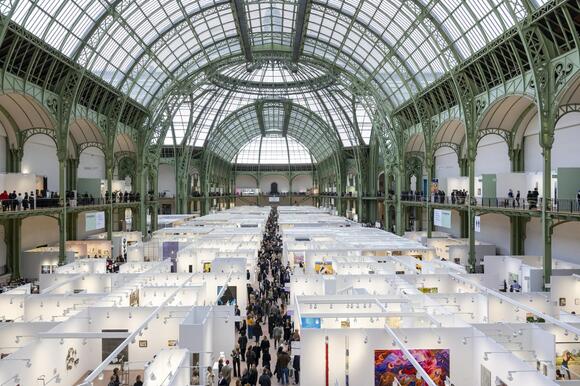 Art Basel Paris Ends Early, Fondation Louis Vuitton Shutters as Protests Loom