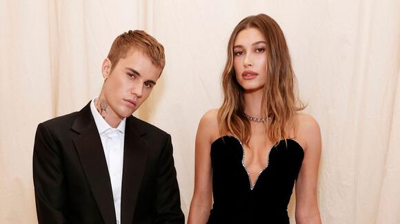 Justin and Hailey Bieber’s Living Room Proves Sculptural Furniture Is ...