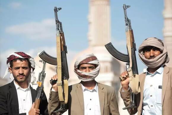 Yemen's Houthis claim fresh attacks on Saudi oil facilities, airports