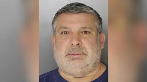 Montgomery County man pleads guilty to defrauding dozens of customers ...