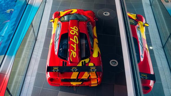 This McLaren F1 GTR Just Sold For A Record-Breaking $34.6 Million ...