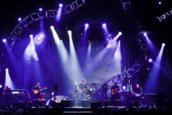 The surprising irony behind Chris Rea's iconic Driving Home For ...