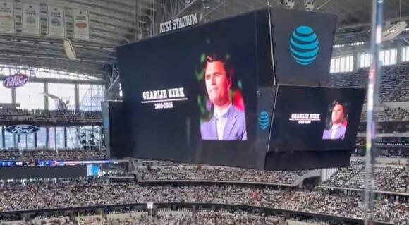 Cameras Caught The Reaction From Cowboys Fans While Holding Moment Of  Silence For Charlie Kirk Before Game vs. Giants [VIDEO] - NewsBreak