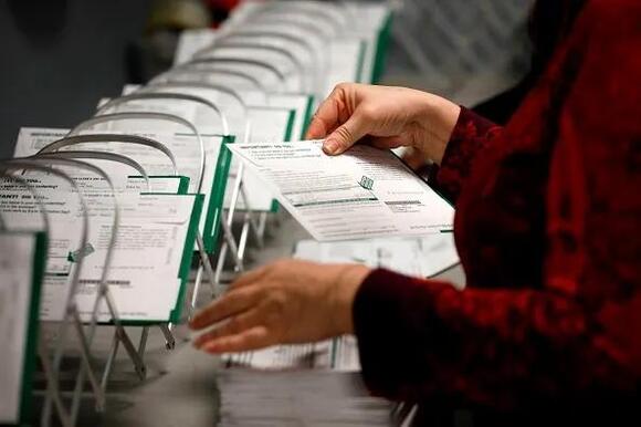 Trump's Midterm Election Monitors: What Federal Observers Can and Can't Do