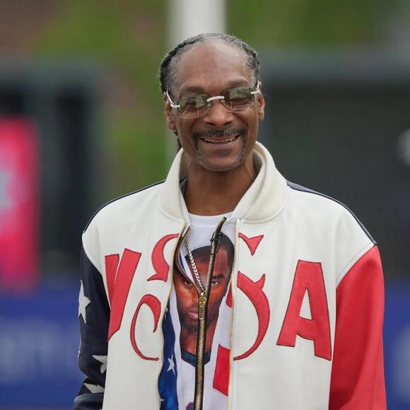 Snoop Dogg's 2025 Net Worth: From Rap Icon to Business Empire - NewsBreak