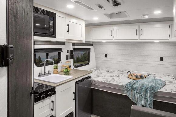 There’s a New Budget Camper Contender: Venture RV’s Compact Campbound ...