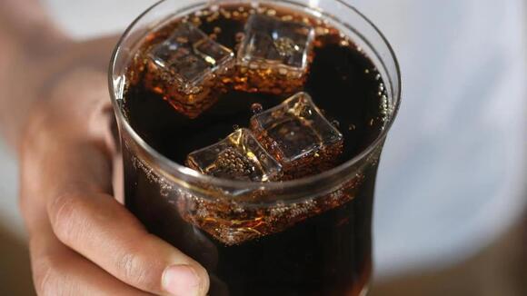 Minute Long Ice Cube Hold to Snap Out of Panic - NewsBreak