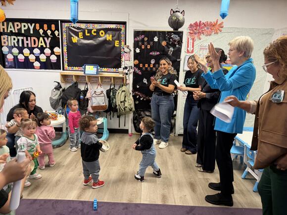 In New Mexico, US Sen. Elizabeth Warren praises universal childcare ...