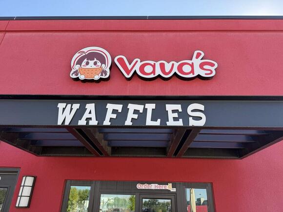 New Tri-City eats: Pizza shop + waffles and Nepali food + bakery and ...