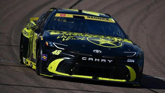 Tyler Reddick Wins As Larson and Hamlin Falter in Phoenix