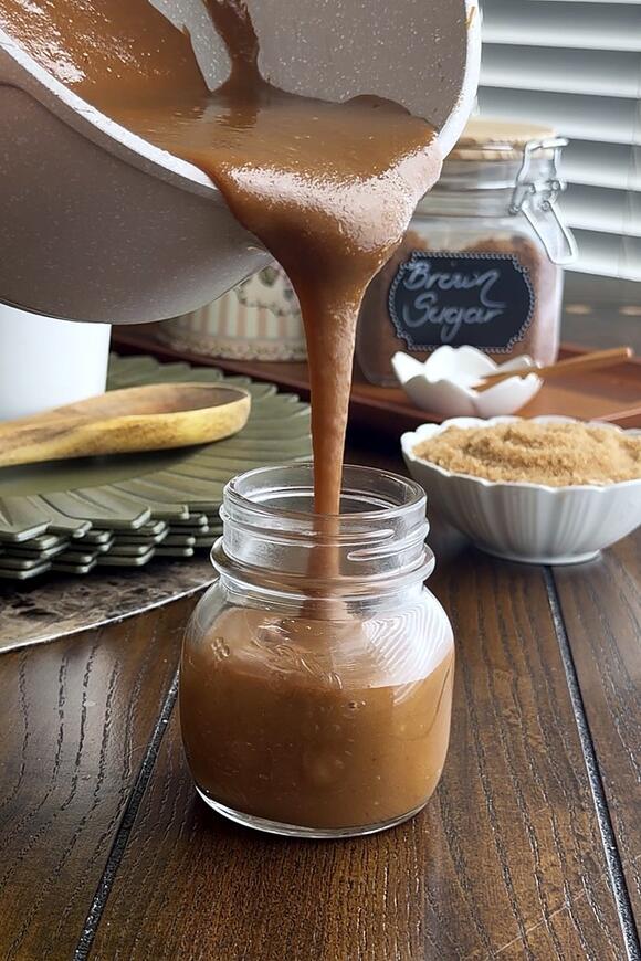Homemade Caramel With Sweetened Condensed Milk: One Pan, Sauce or Bars ...
