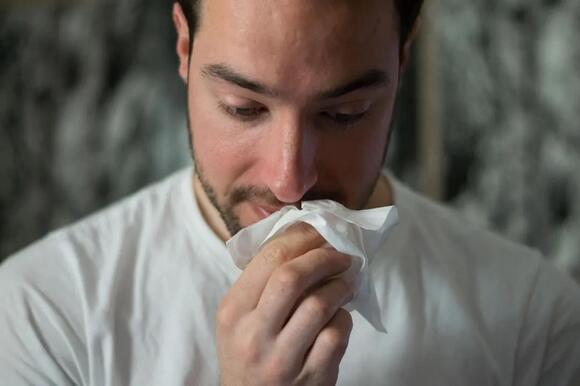 Some People Sneeze When They Step Into Sunlight – Here's Why - NewsBreak