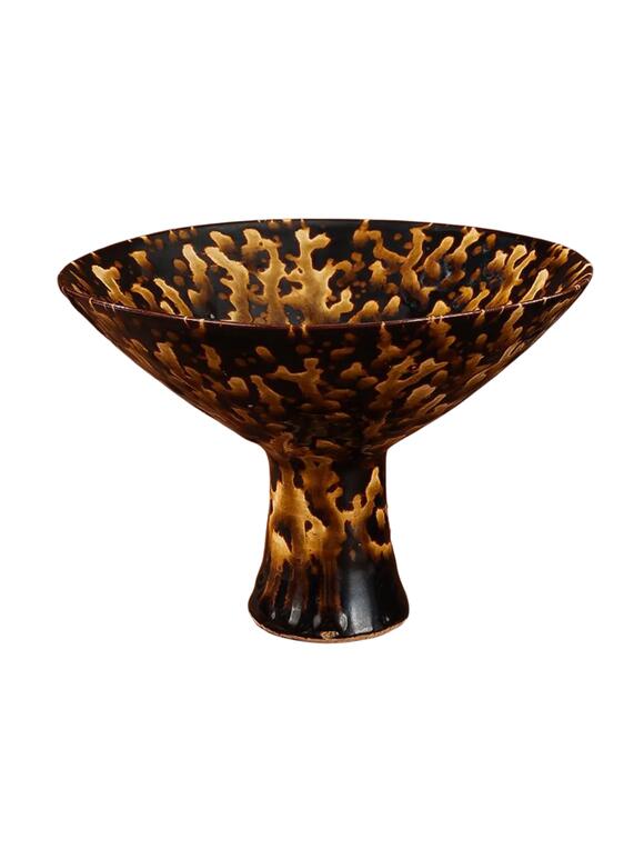 Tortoiseshell Is the Luxurious Retro Trend Making a Huge Comeback in ...