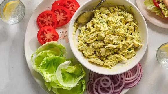 15 Satisfying Keto Salads That Are Anything But Bland - NewsBreak