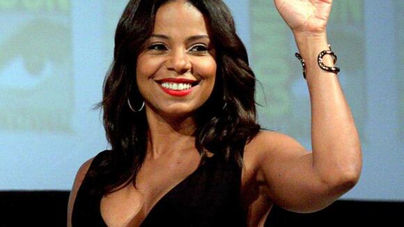 11 Celebrities With Scars Prove “Perfect” Was Never the Point - NewsBreak