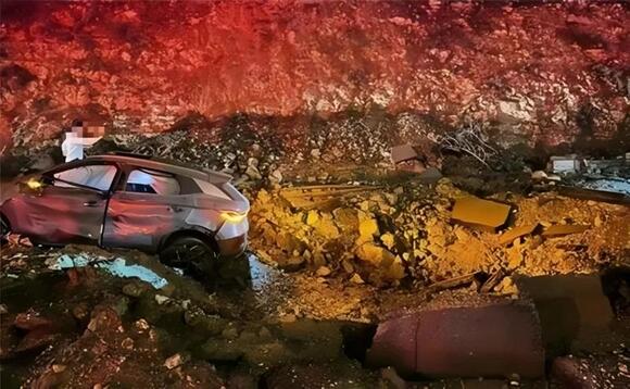 Chinese Armor. BYD Atto 3 Survives Rocket Strike in Jerusalem - NewsBreak