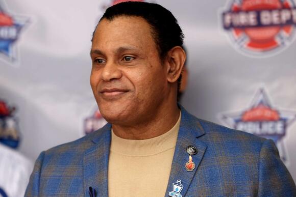 For the First Time in Twenty Years, Sammy Sosa Returns to Wrigley With  Emotion - NewsBreak