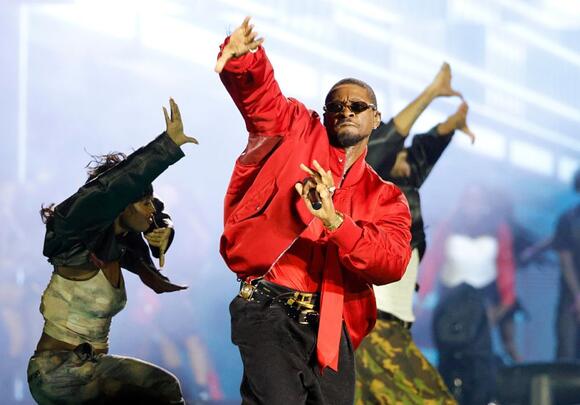 Usher Forced To Debunk Bizarre Clone Conspiracy After Angry Fans Demand ...