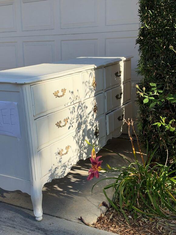 🎁 Freebies Up for Grabs in Aliso Viejo This Week - NewsBreak