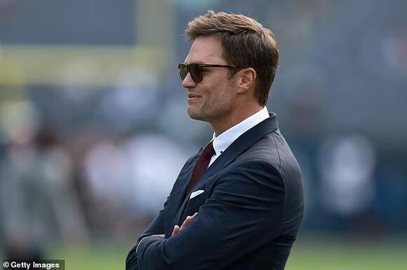Tom Brady sparks furious reaction after appearing to admit to 'kicking his  dog' live on TV - NewsBreak
