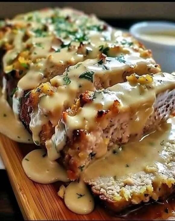 Chicken Cordon Bleu Meatloaf Hides a Cheesy Center - NewsBreak
