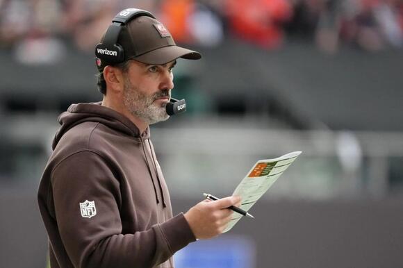 Super Bowl Champion Boldly Claims Browns HC Kevin Stefanski Has a 'Personal  Vendetta' Against Shedeur Sanders - NewsBreak