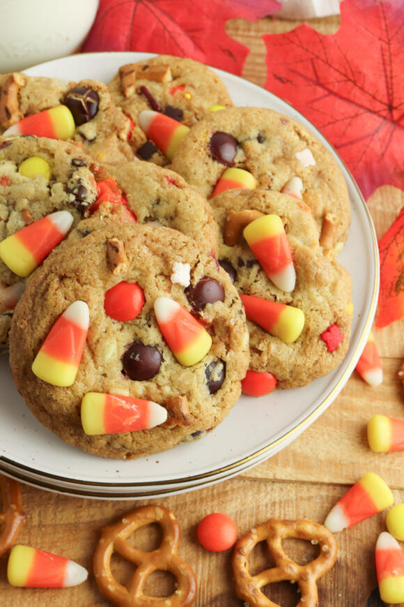Loaded Fall Harvest Cookies: Sweet & Salty Autumn Treats - NewsBreak