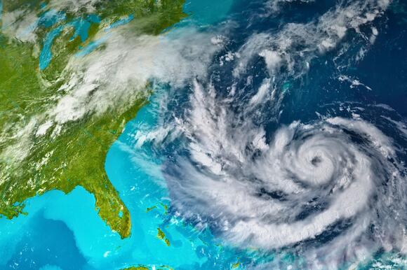 Hurricane Erin Intensifies: East Coast Braces for Rough Surf - NewsBreak