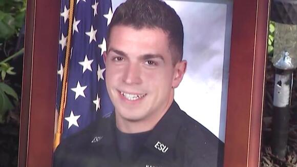 Loved ones gather to remember Nassau Police Detective Artie Lopez ...